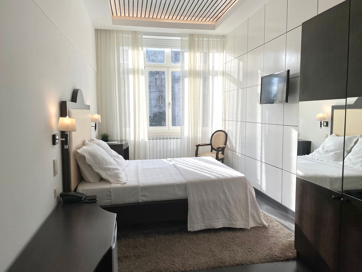 Universal - Portugal - PORTO - Room - 6