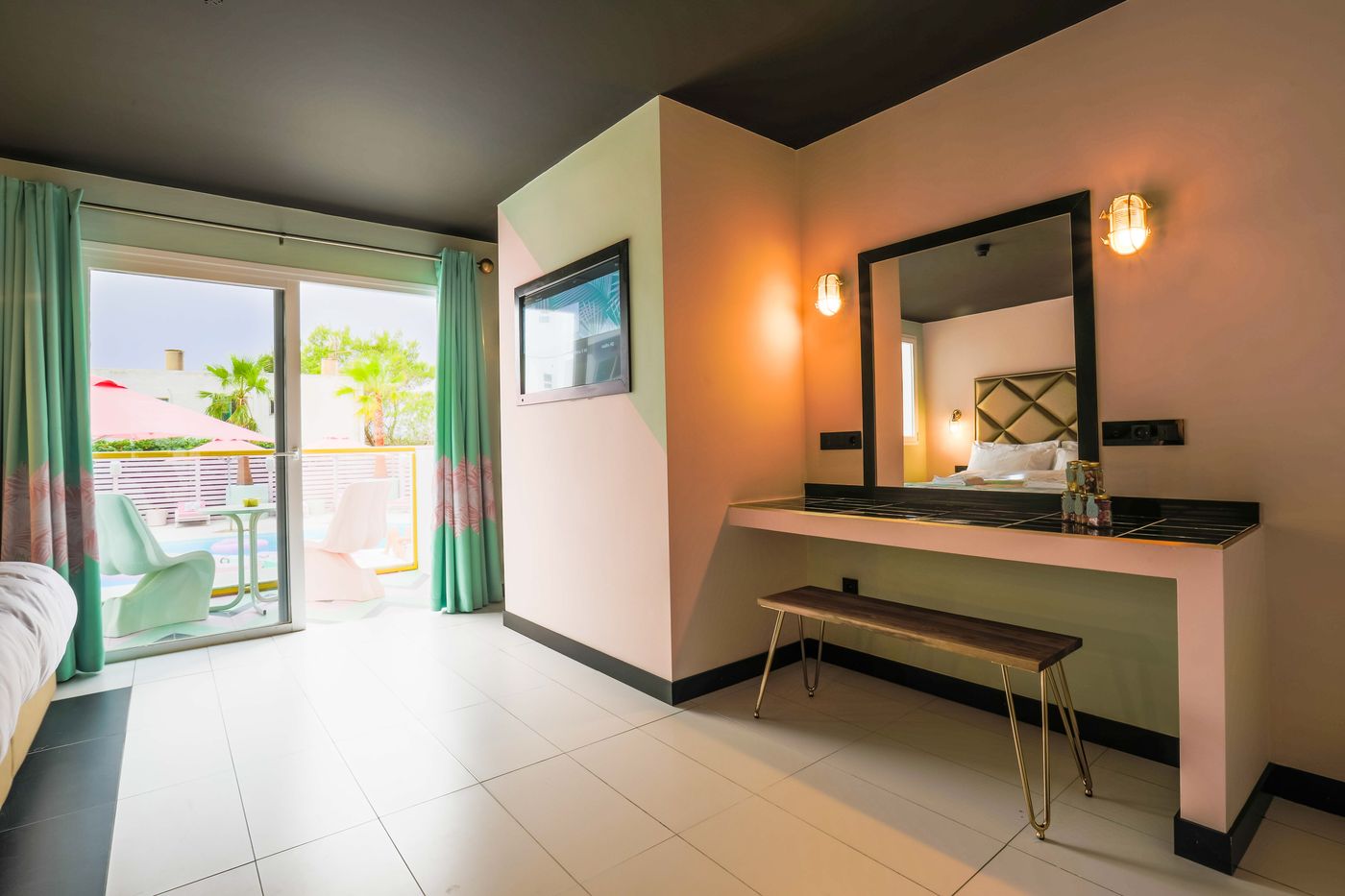 ¿-Wi-Ki-Woo Boutique Hotel & Apartments - Adults Only