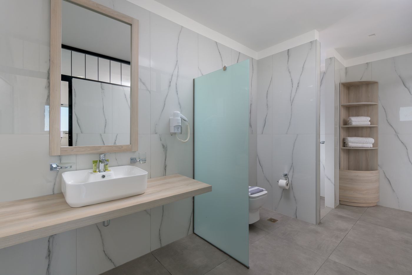 Sunrise-Hotel-Room-21