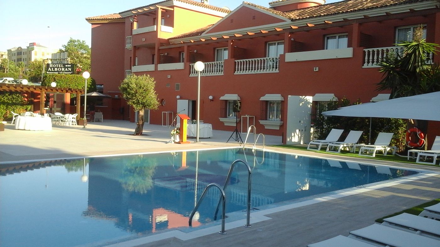 Alboran-Algeciras-Pool-2