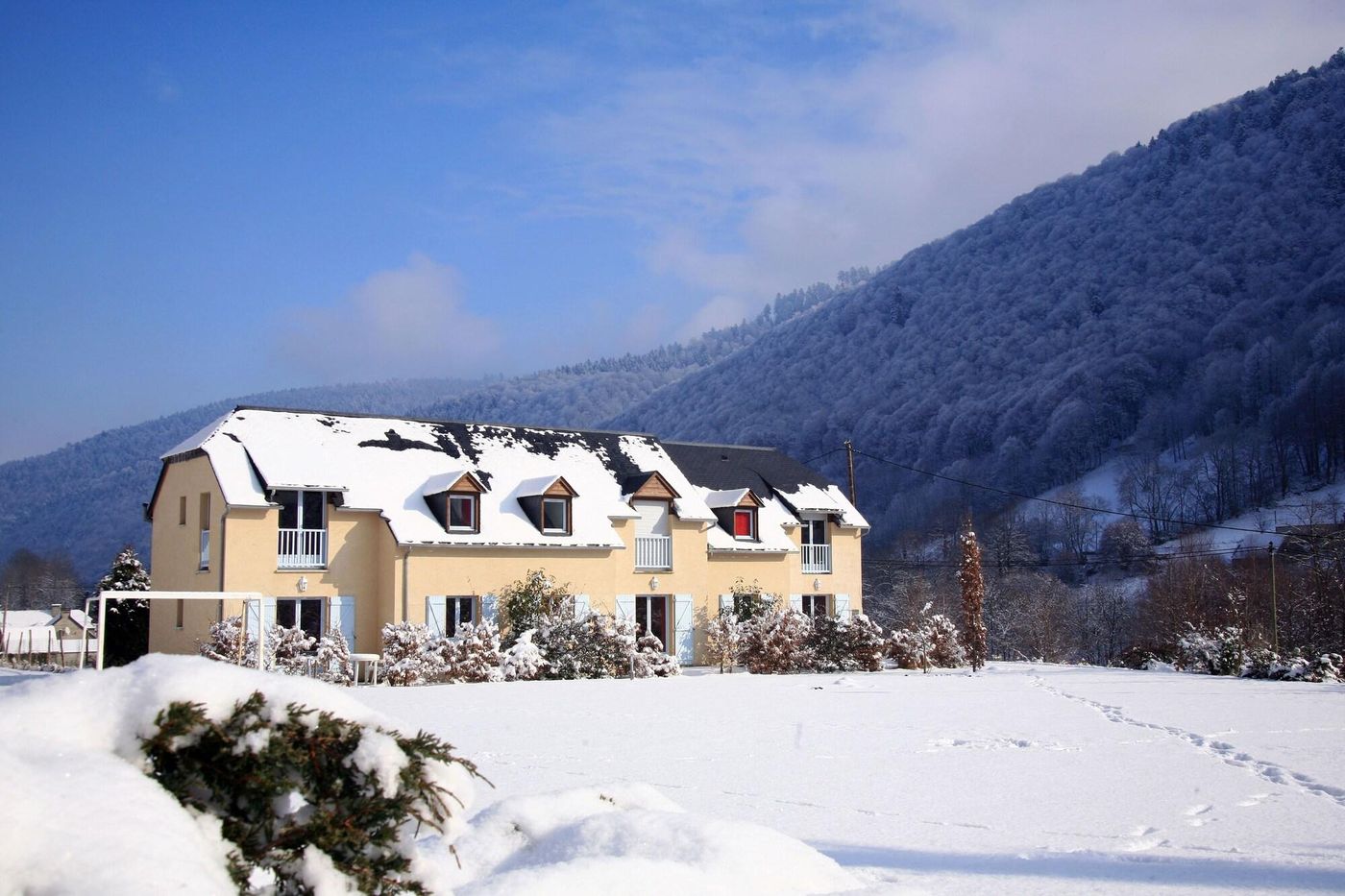 Hôtel Domaine De Ramonjuan-France-BAGNERES-DE-BIGORRE-General view-10
