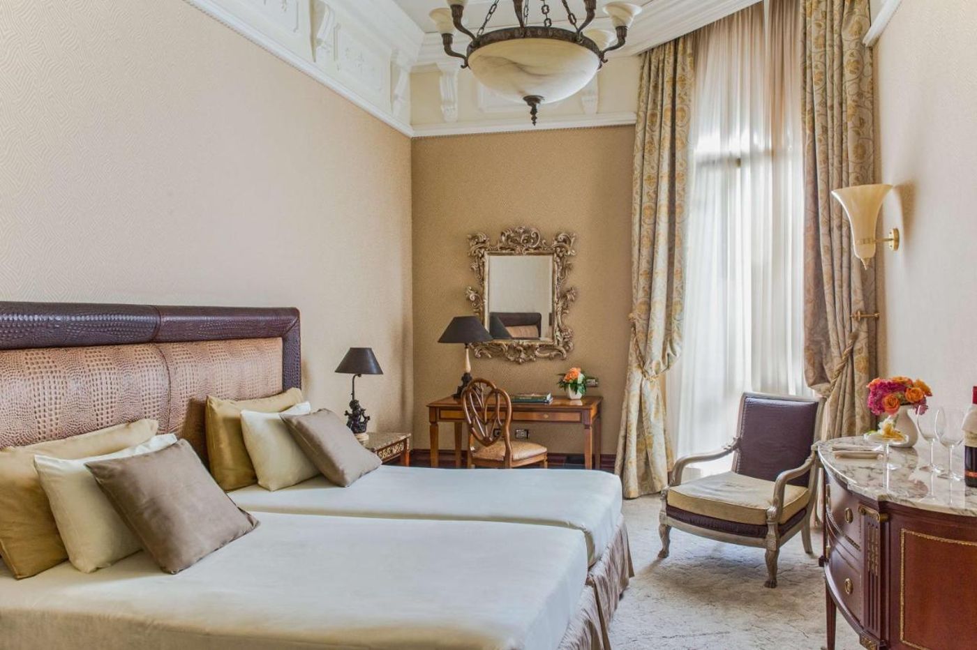 Anantara-Palazzo-Naiadi-Rome-Hotel-Room-39