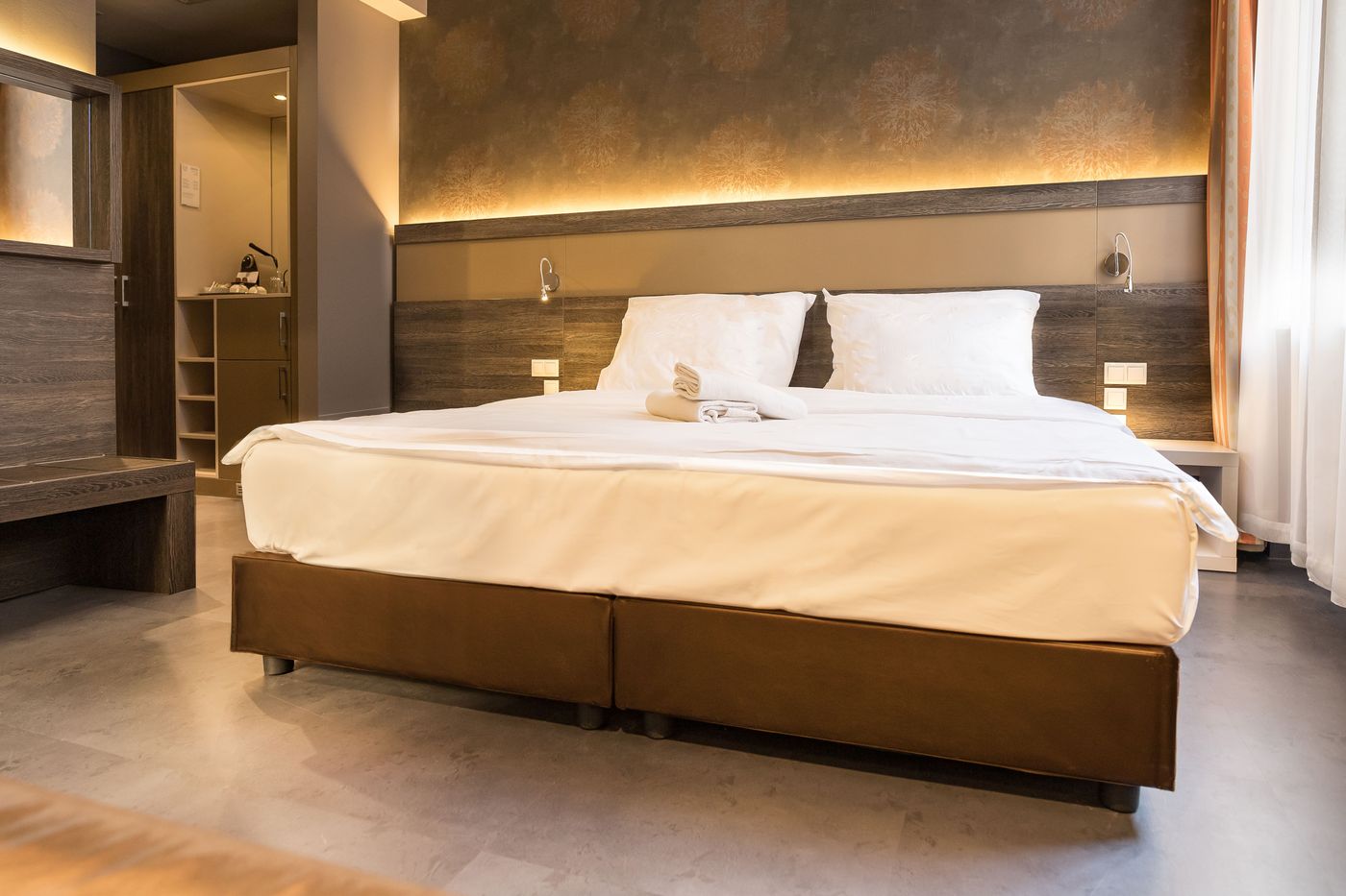 Hotel-Museum-Budapest-Room-37