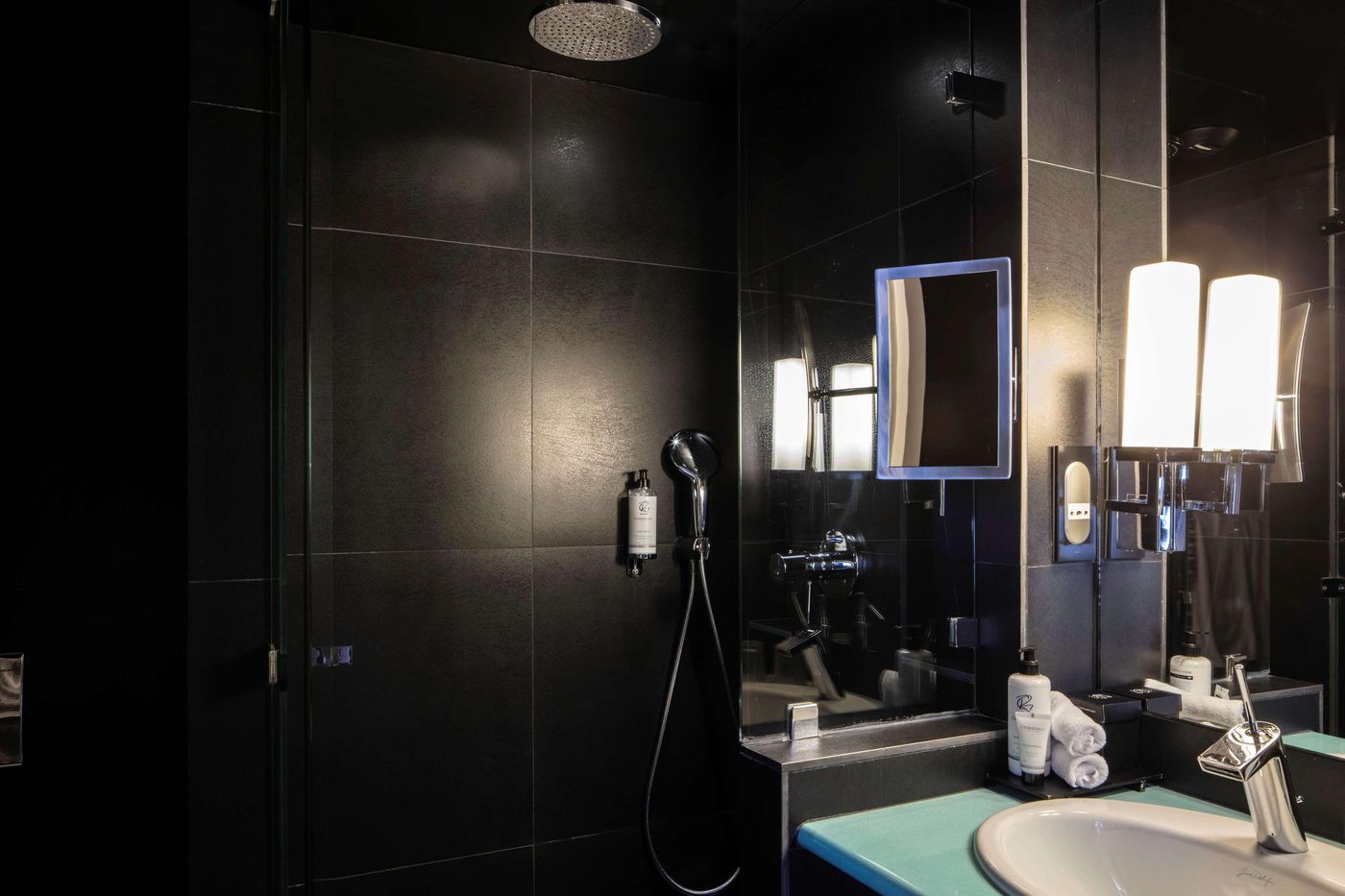 Regent-s-Garden---Astotel-Room-36