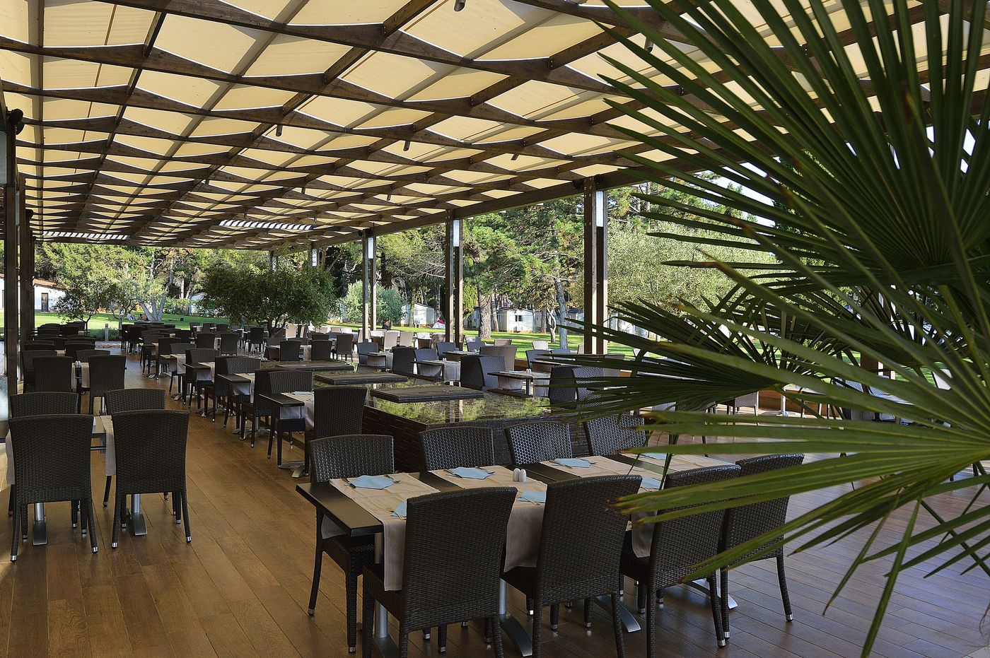 Hotel-Materada-Plava-Laguna-Restaurant-13