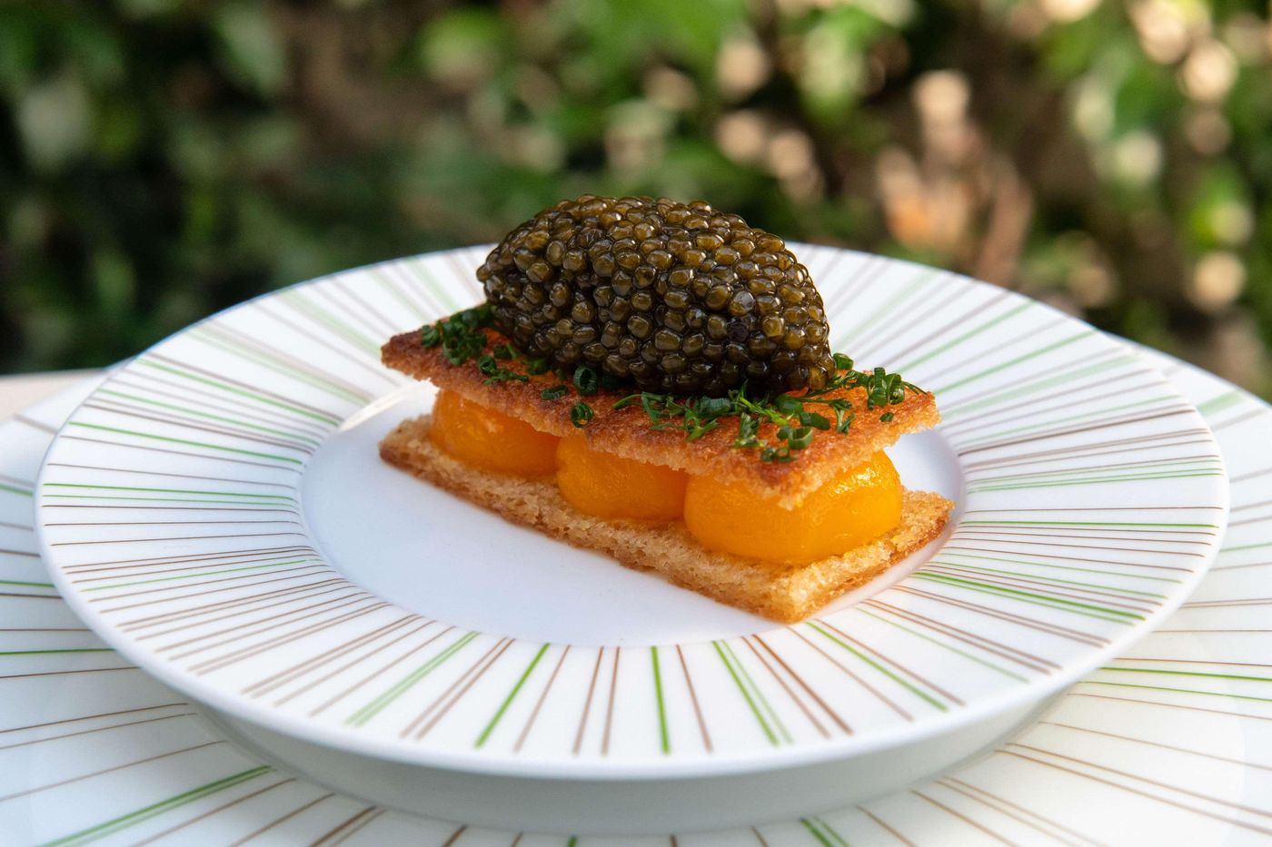 Waldorf-Astoria-Beverly-Hills--CA-Restaurant-61