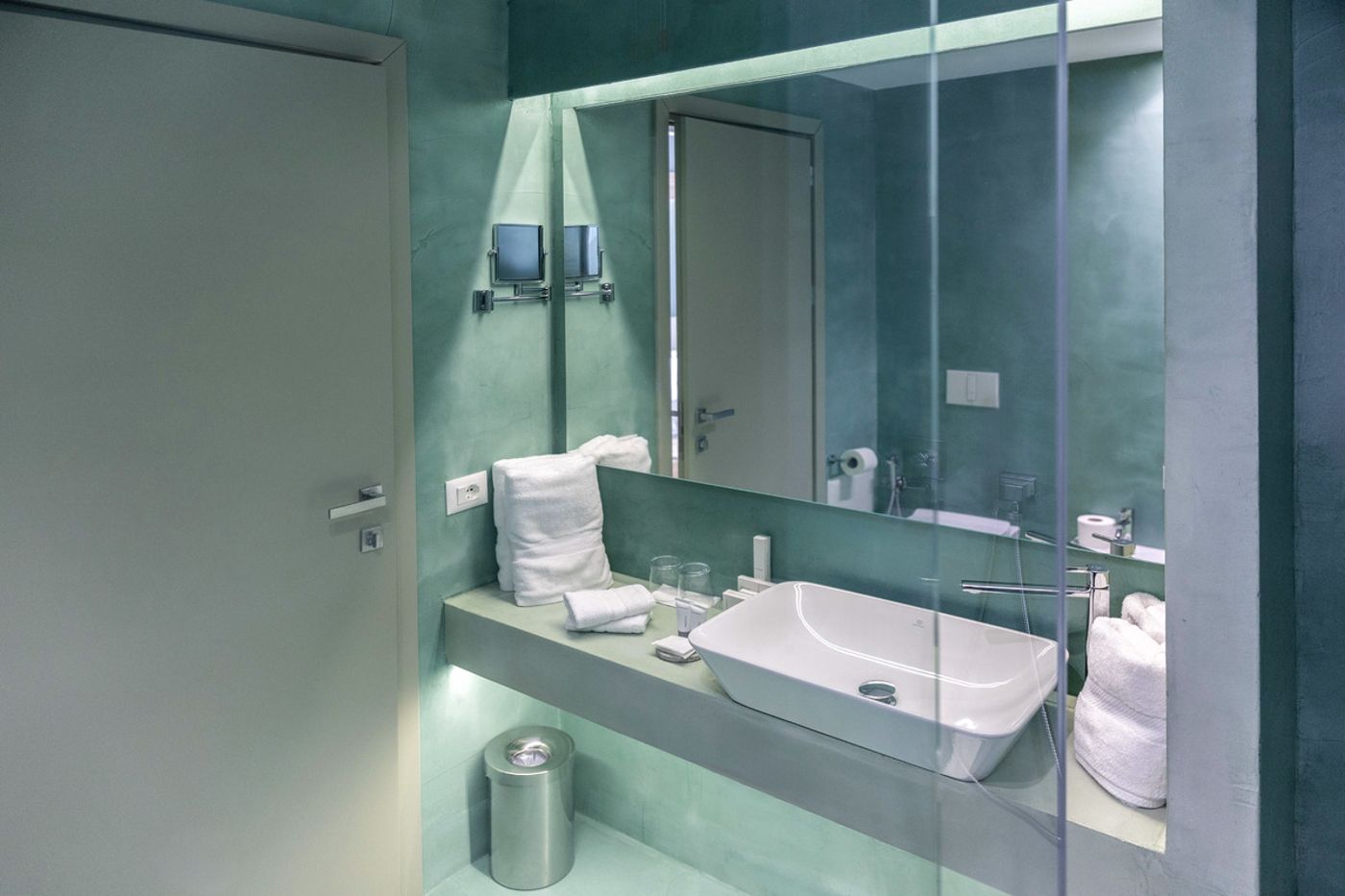 Vlora Priam 17.12.25