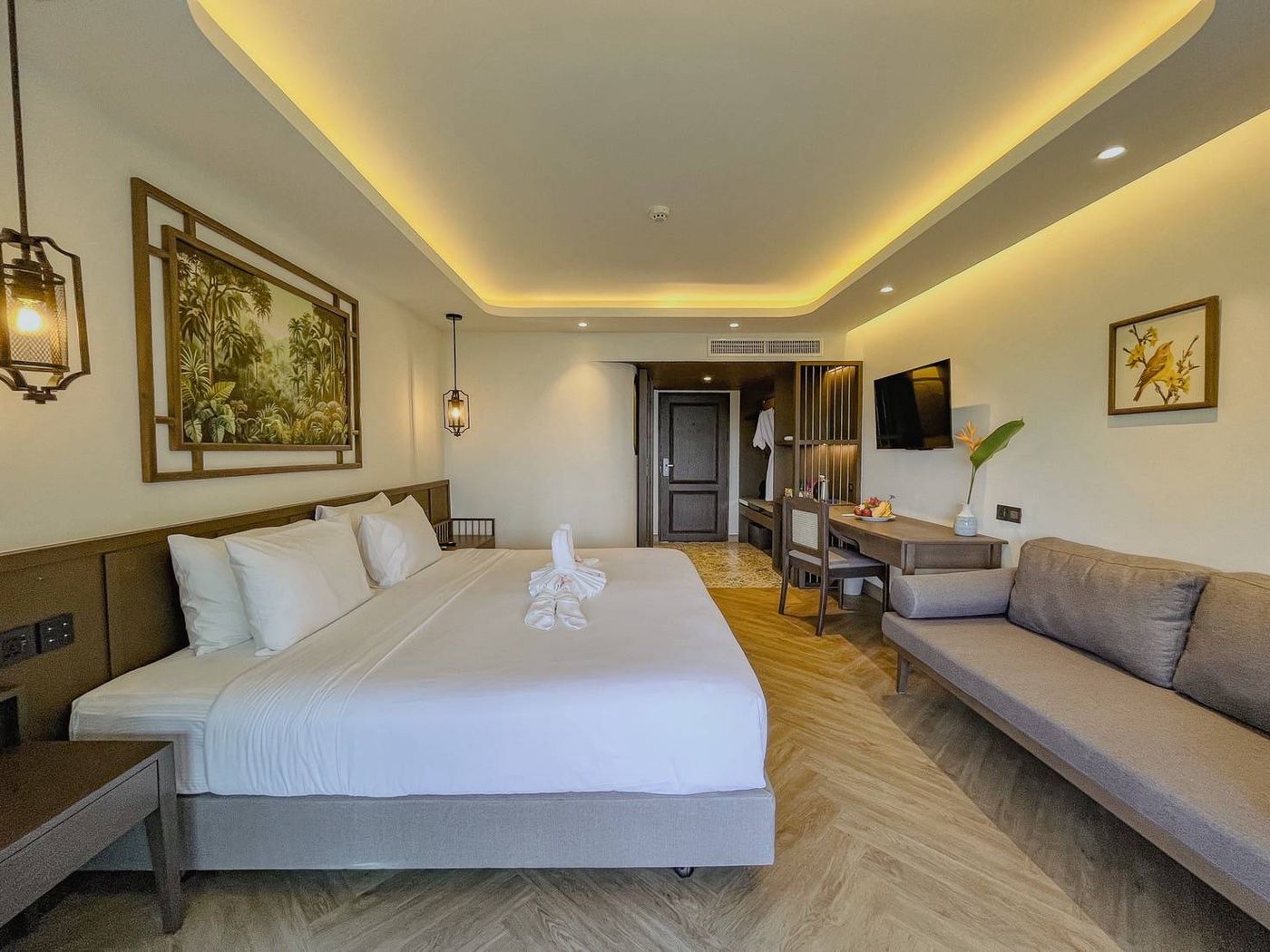 Peach-Hill-Resort-Room-14