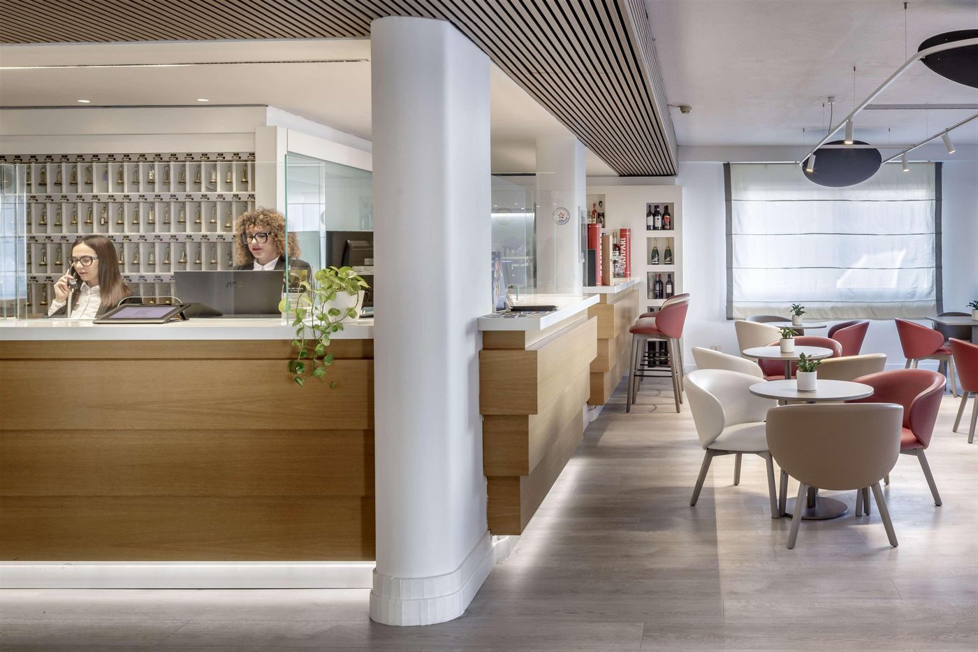 BEST-WESTERN-Hotel-Residence-Italia-Lobby-44