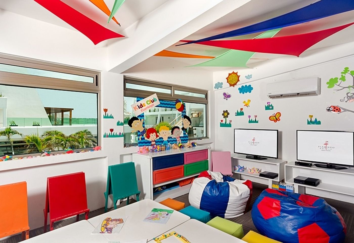 Flamingo Cancun Resort