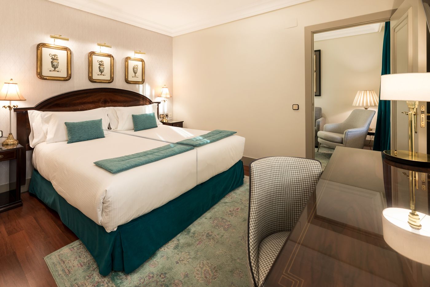 Sercotel-Gran-Hotel-Conde-Duque-Room-20