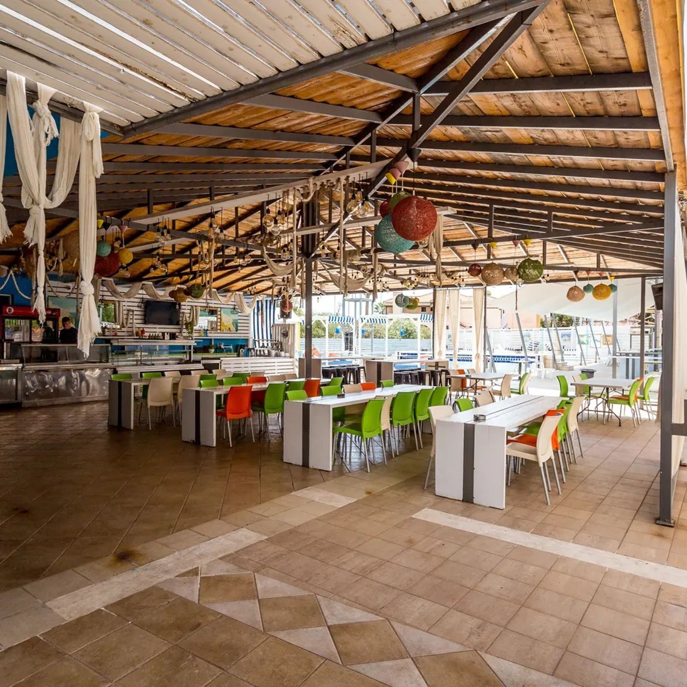 Perkes Complex Hotel