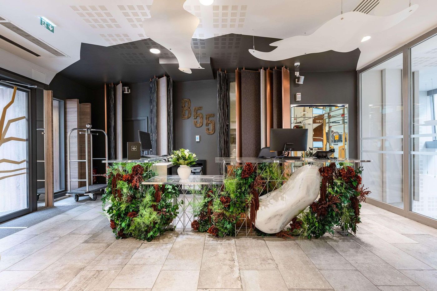 Hotel-B55-Lobby-16