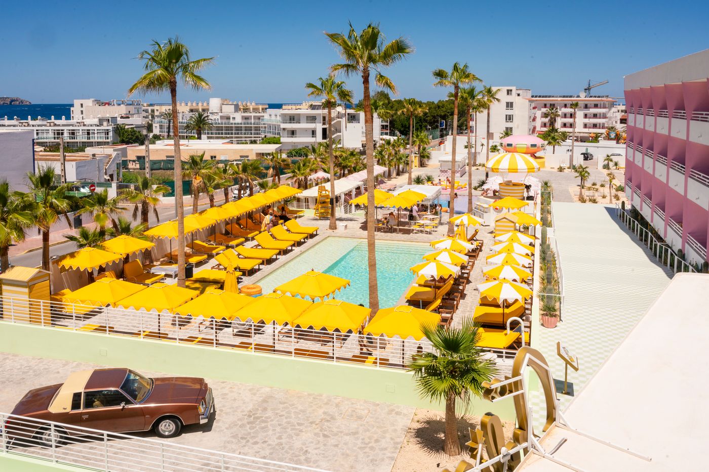 11.11.25 Los Felices