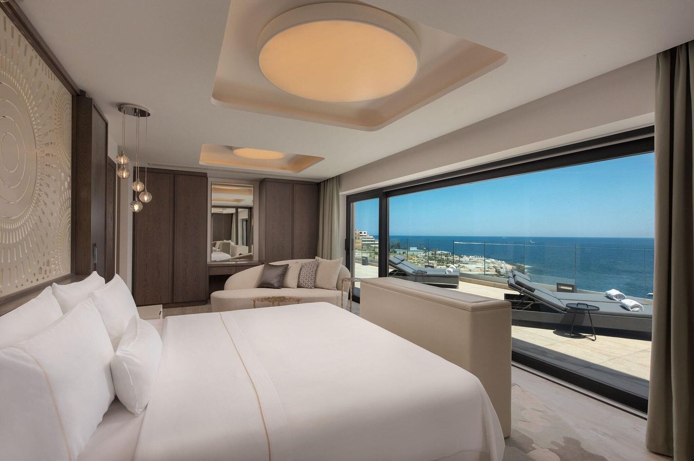 The-Westin-Dragonara-Resort-Room-32