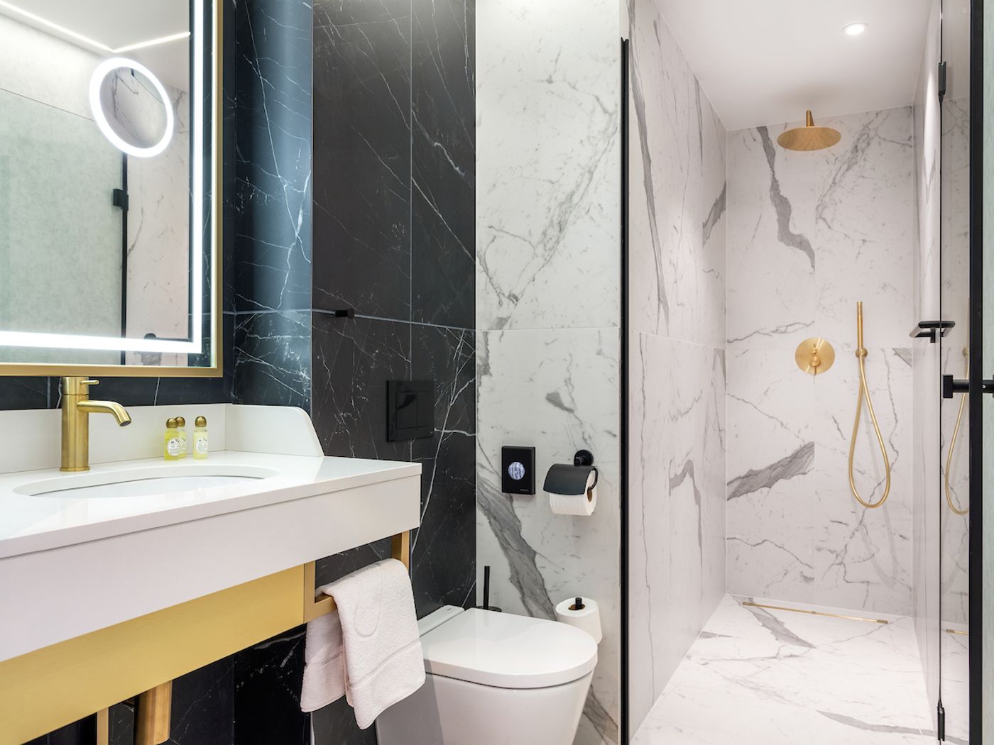 Hotel Golden Queen-Poland-Krakow-Room-2