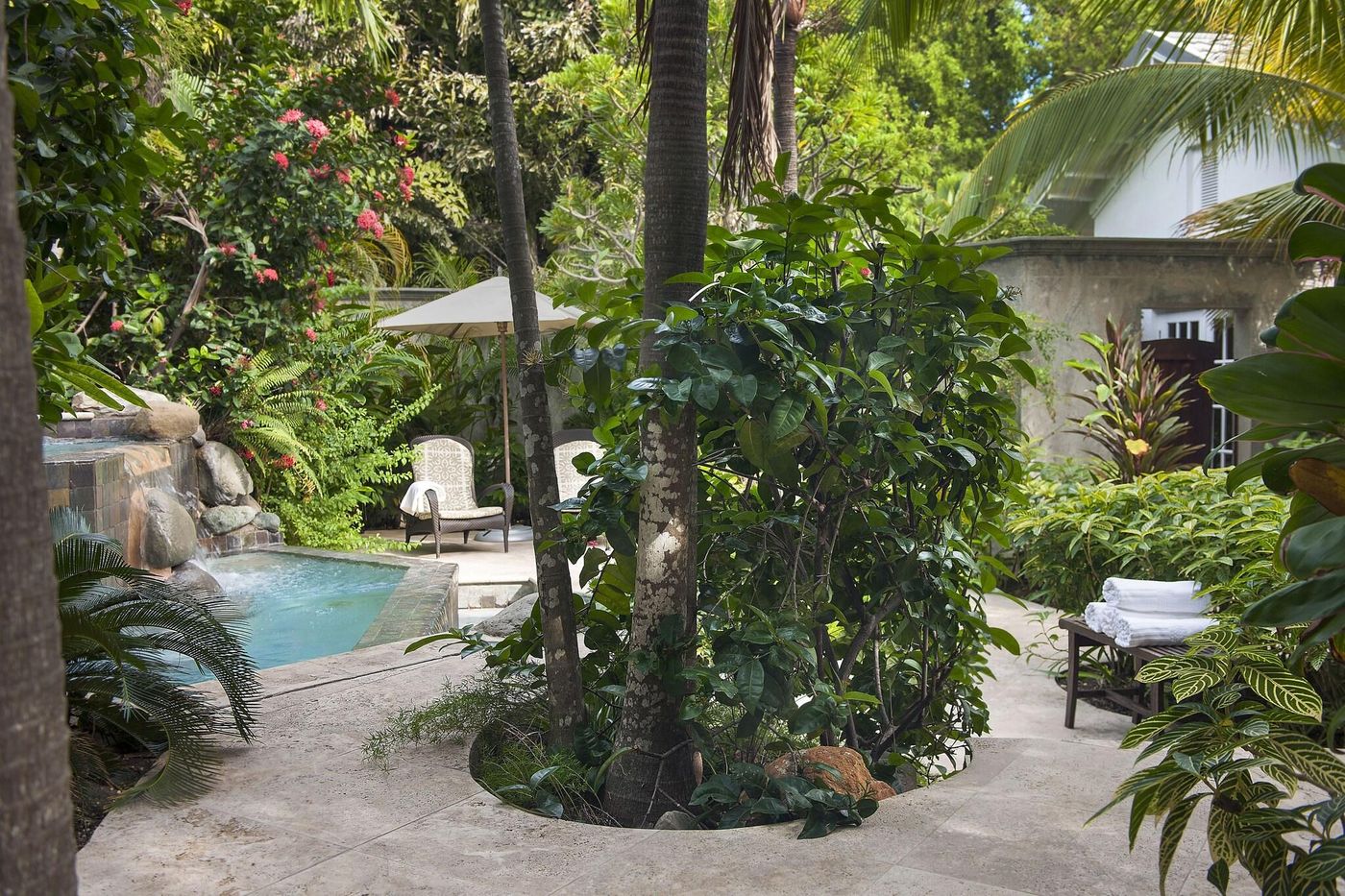 Half-Moon-Sports-and-Entertainment-6