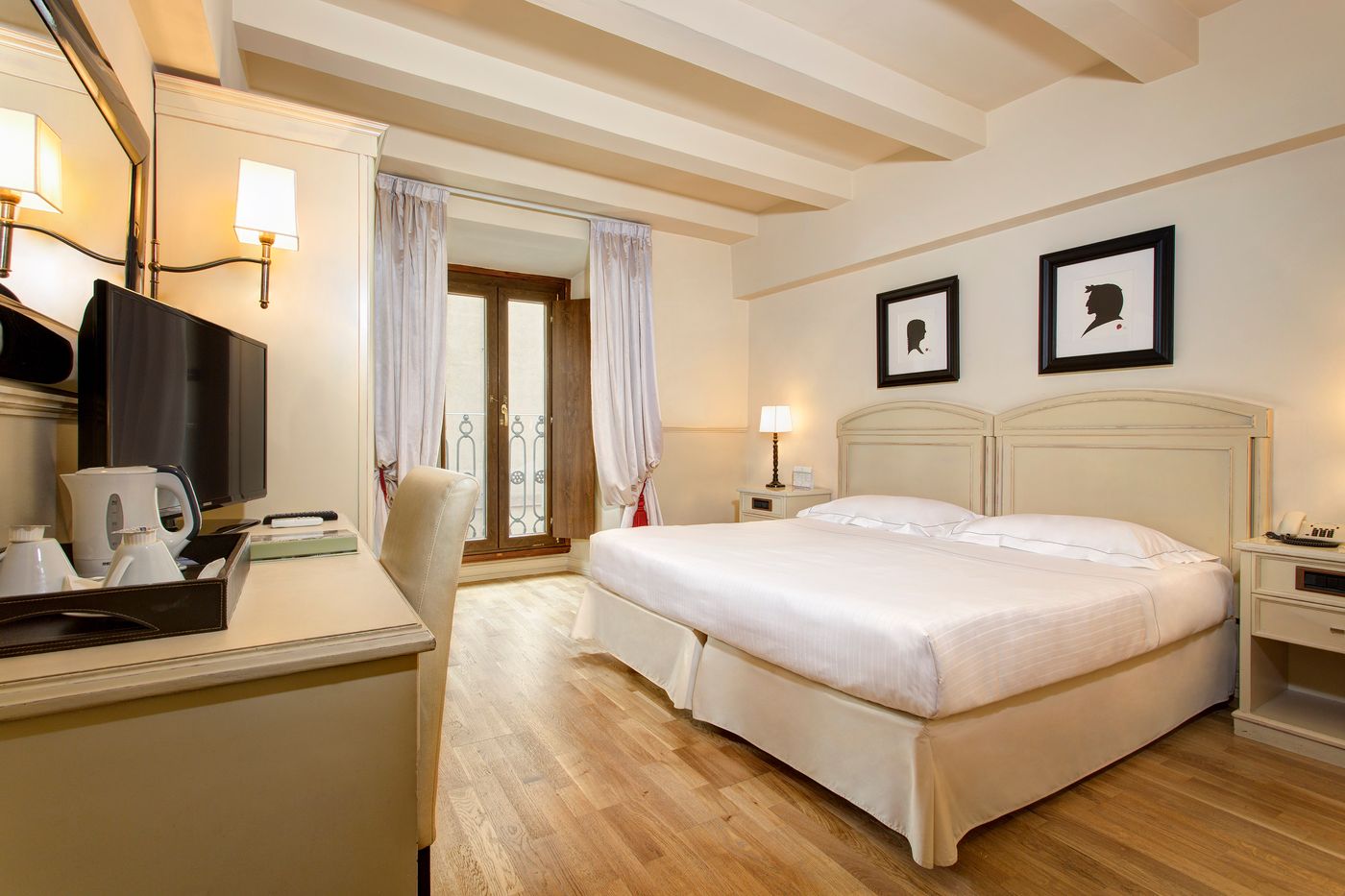 Grand-Hotel-Cavour-Room-6