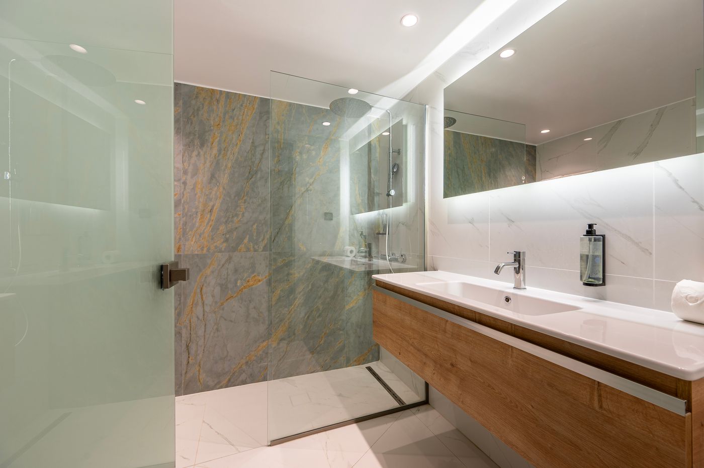 Athina-Palace-Resort---Spa-Room-53