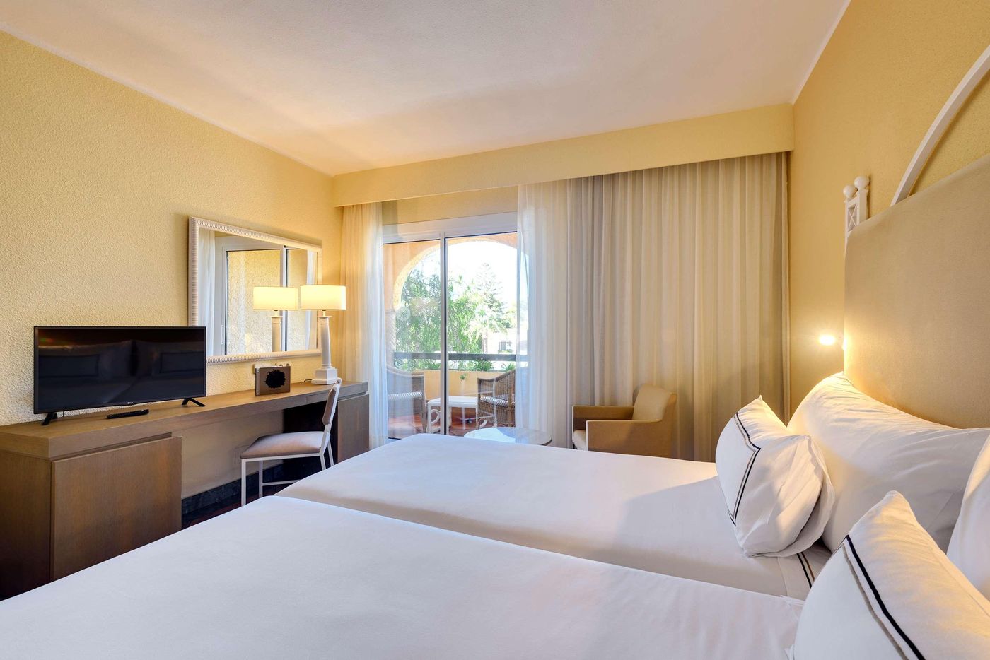 Meli---Zahara-Atlanterra-Room-43