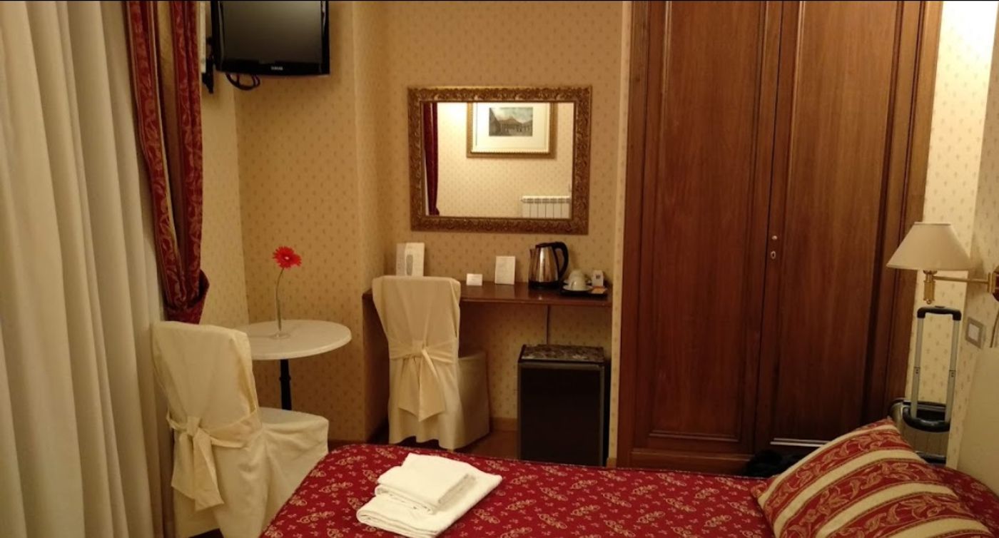 Boncompagni-Suite-Room-9