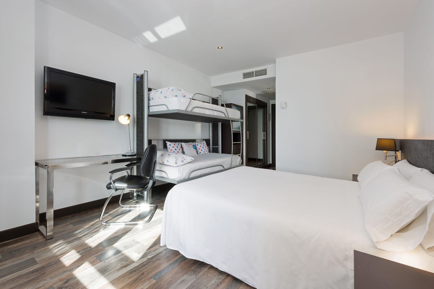 TRYP Cadiz La Caleta Hotel