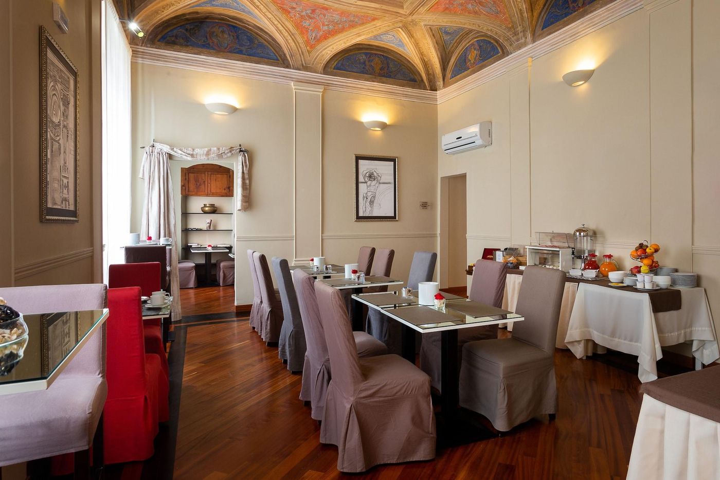 Hnn Luxury Suites - Italy - GENOA - Restaurant - 9