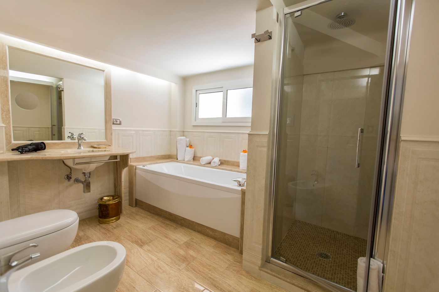 Royal-Suite-Trinita-dei-Monti-Room-17