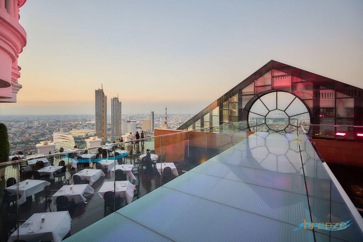 Tower-Club-at-Lebua-Restaurant-61