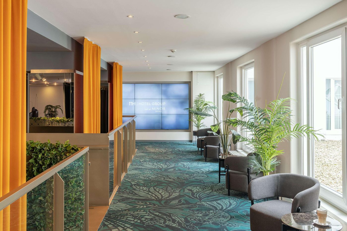 NH-Collection-Berlin-Mitte-am-Checkpoint-Charlie-General-view-5