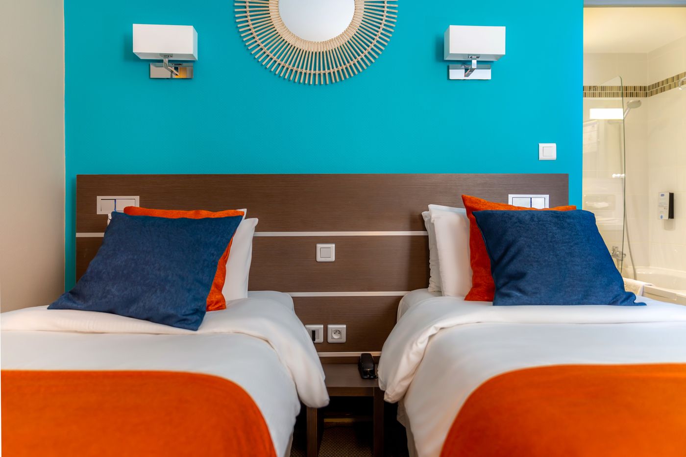 Kyriad Avignon - Palais des Papes-France-AVIGNON-General view-4