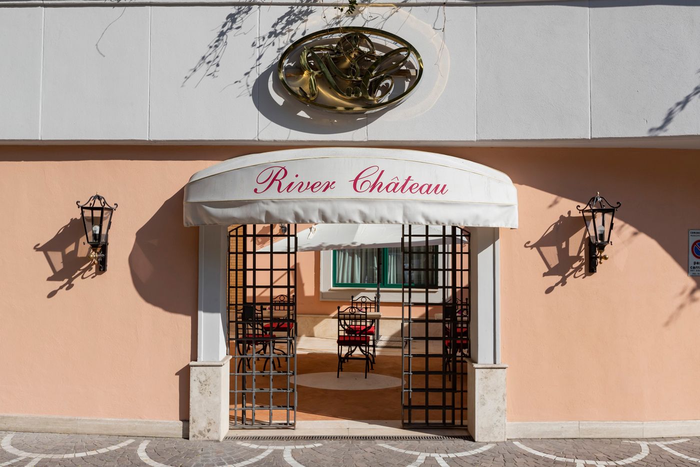 River-Chateau-General-view-11