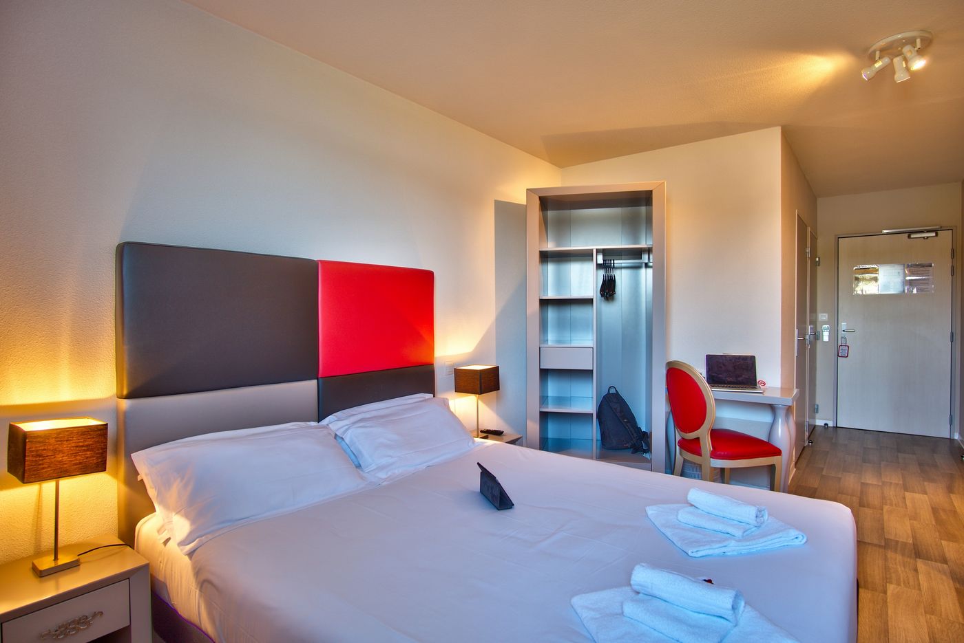 Adonis Hotel Bayonne-France-LAHONCE-BAYONNE-Room-6