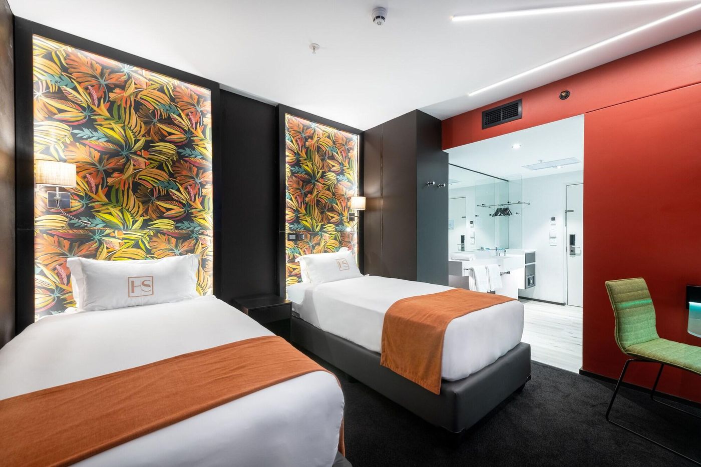 Hotel-Sky-Cape-Town-Room-11