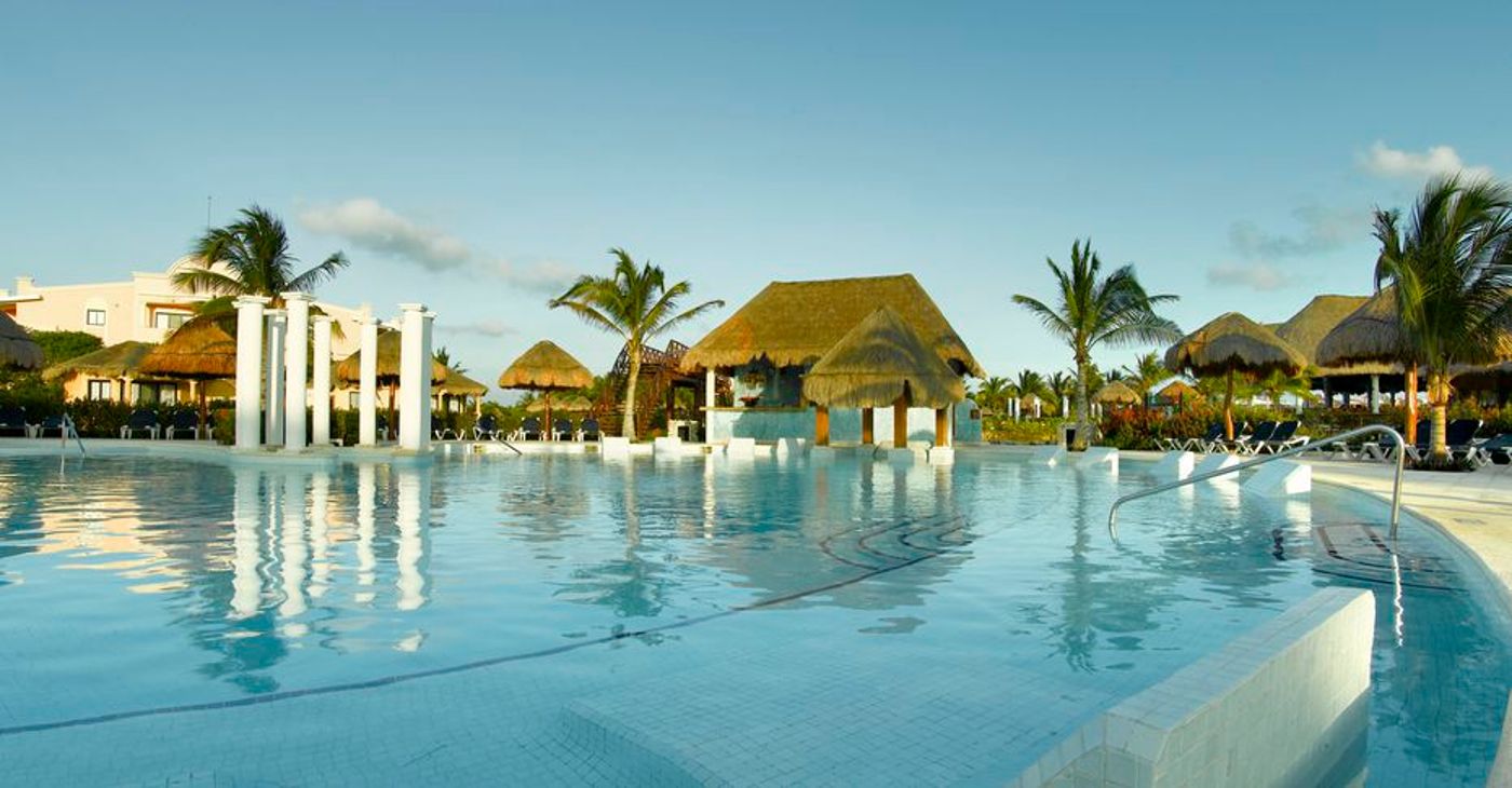 Grand Palladium White Sand Resort & Spa