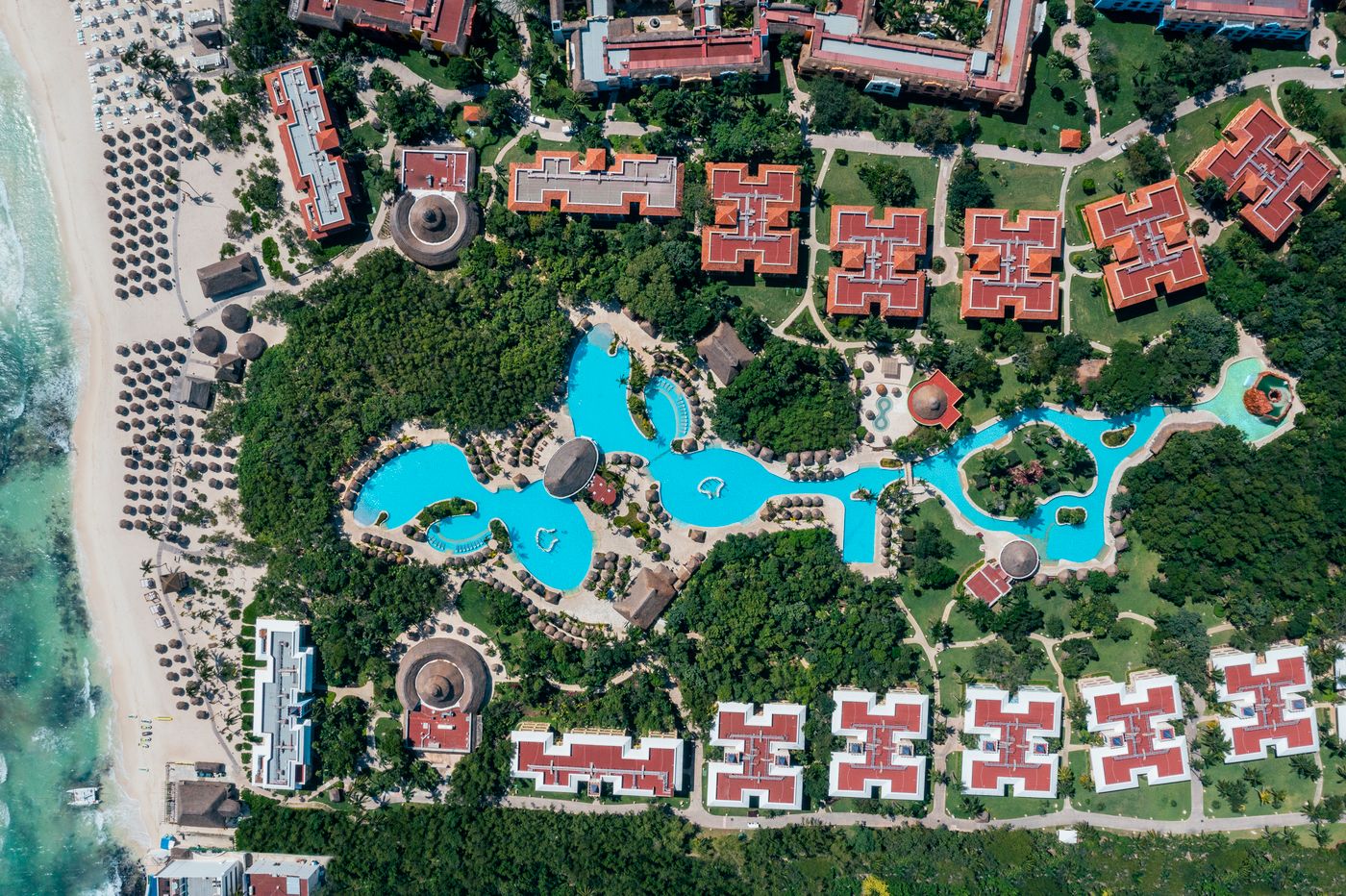 Iberostar-Waves-Paraiso-Beach-General-view-72