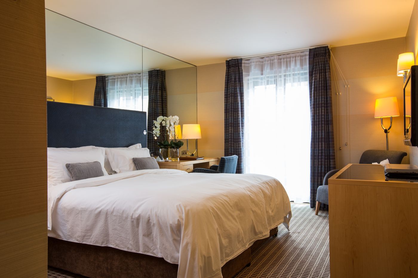 The-Club-Hotel---Spa-Room-15