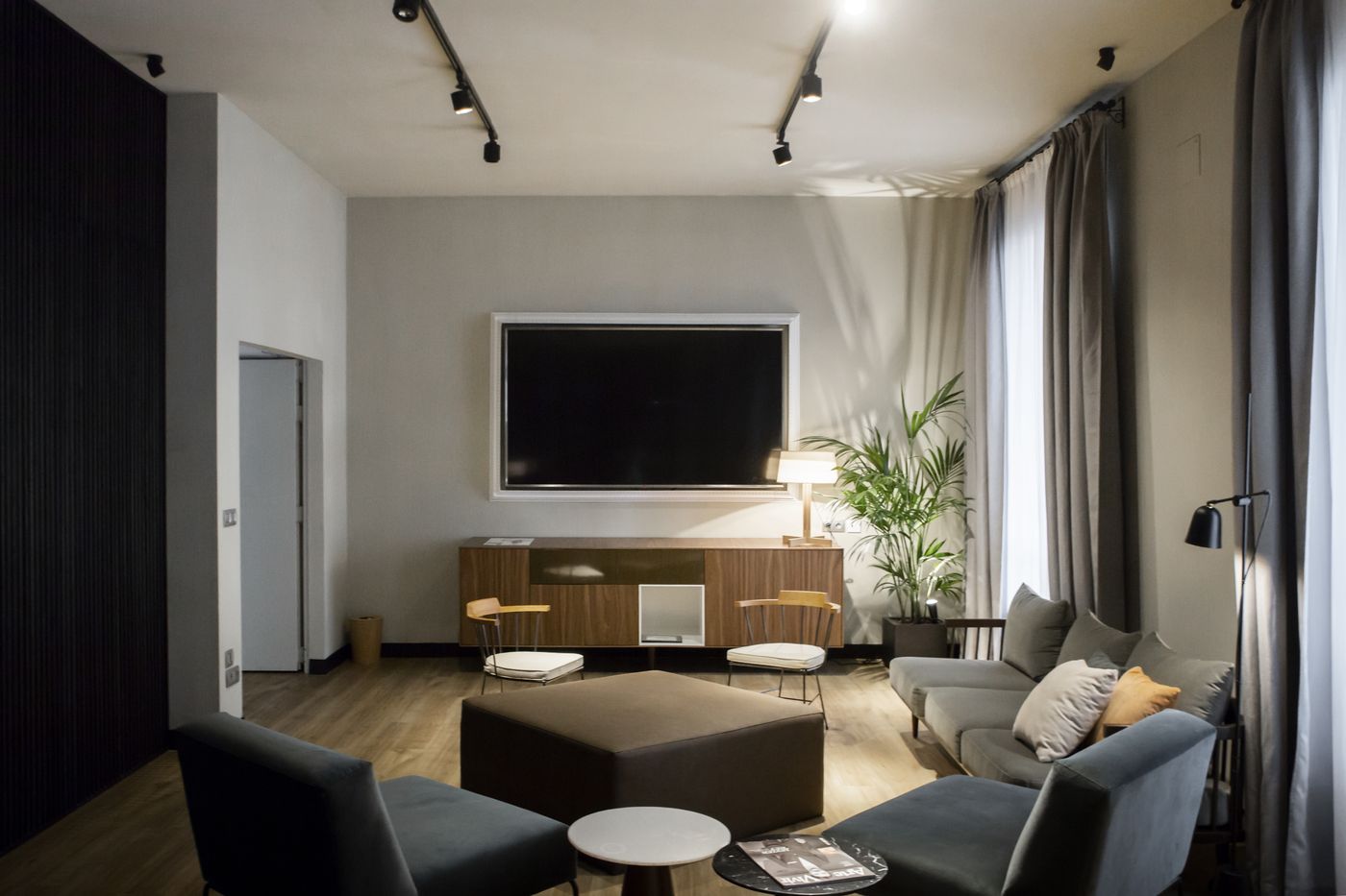 ICON-Embassy-Conferences-23