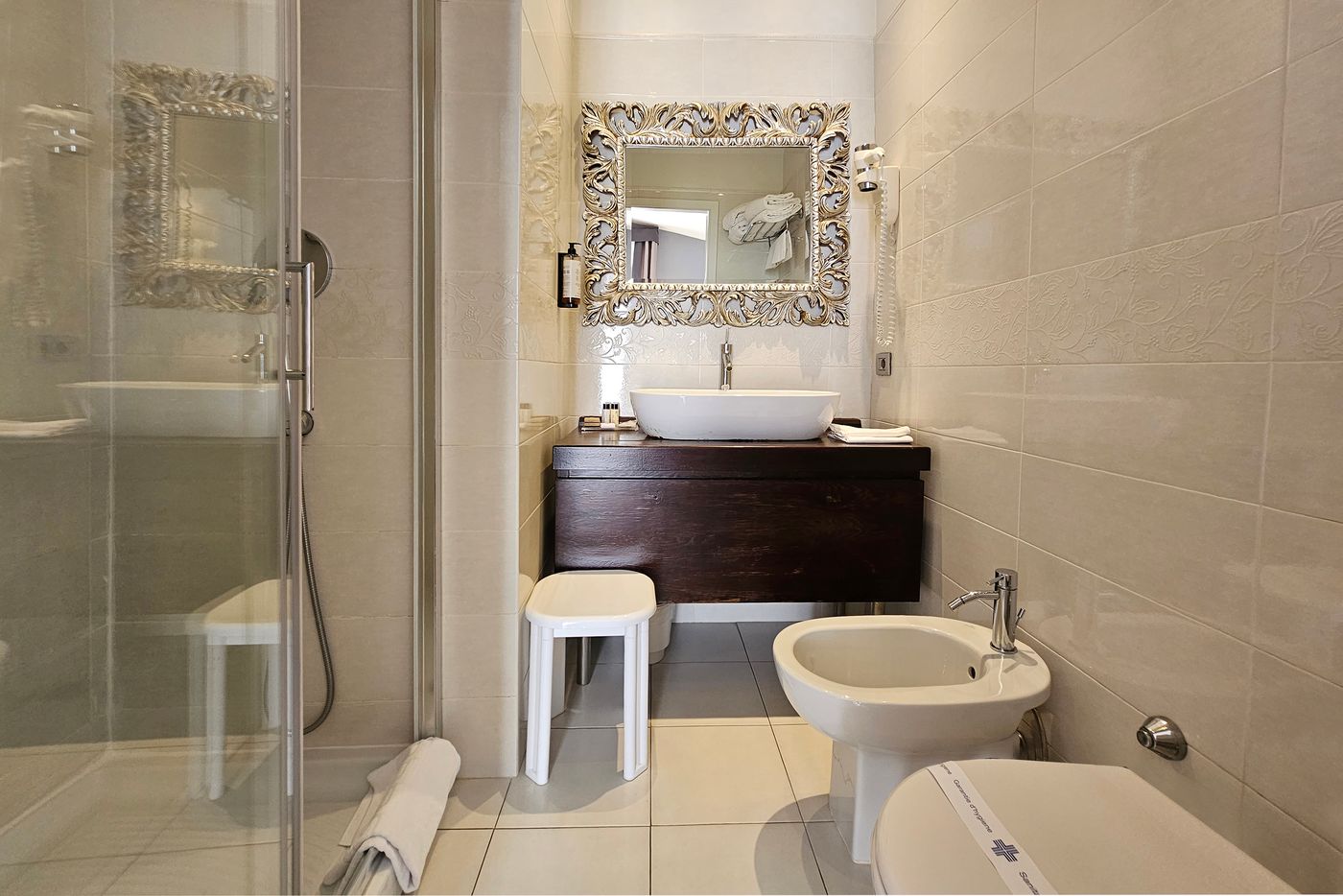 Atlantic-Palace-Room-52