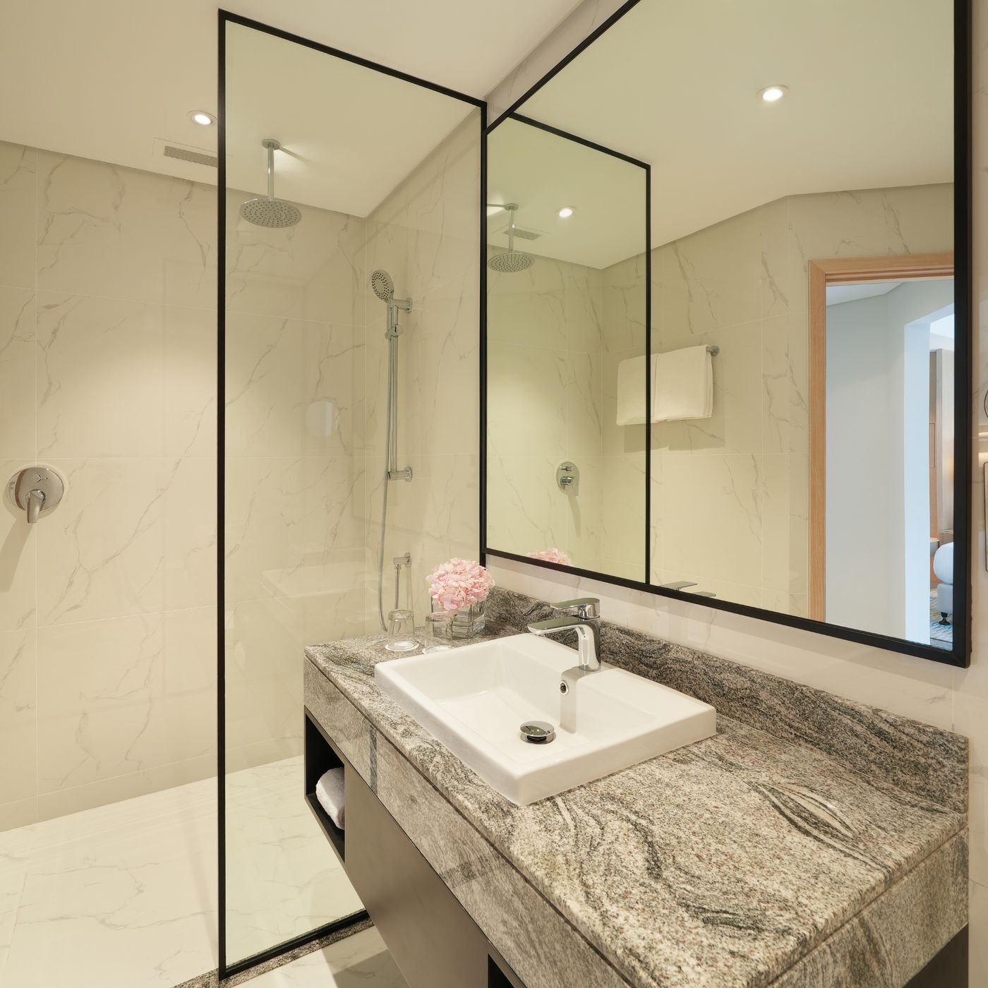 Arabian-Park-Dubai--An-Edge-By-Rotana-Hotel-Room-12