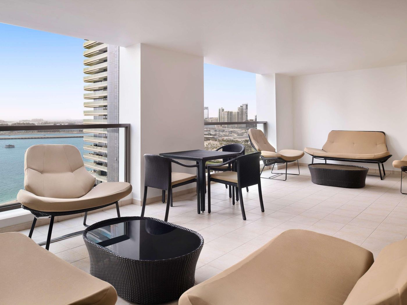 Movenpick-Jumeirah-Beach-Sports-and-Entertainment-64