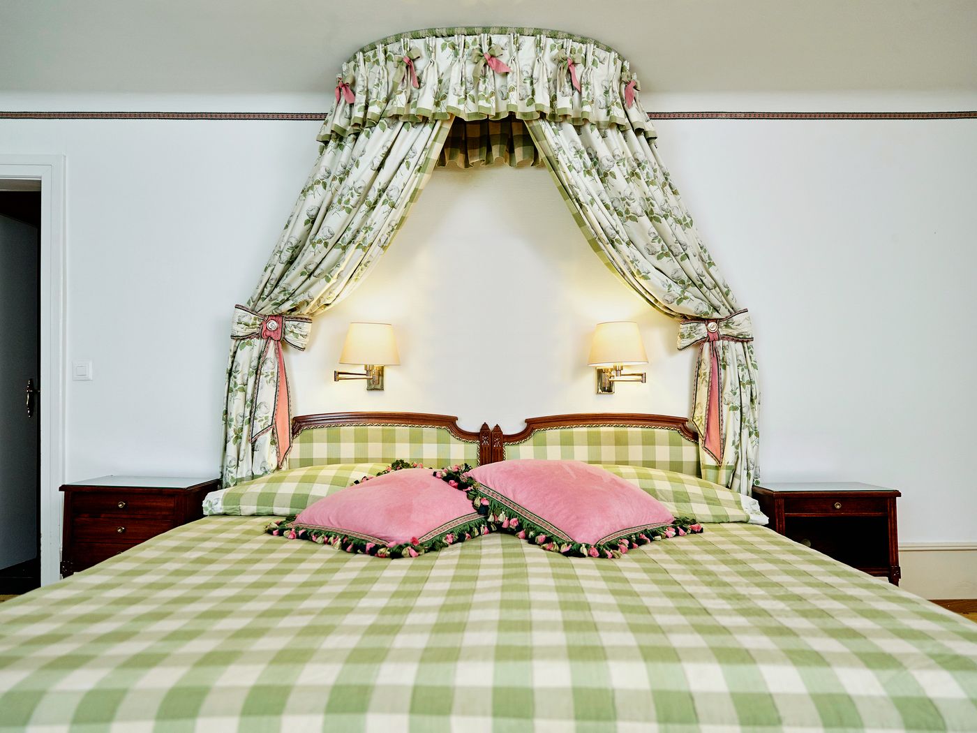 Romantik Hotel Wilden Mann Luzern-Switzerland-LUCERNA-Room-7