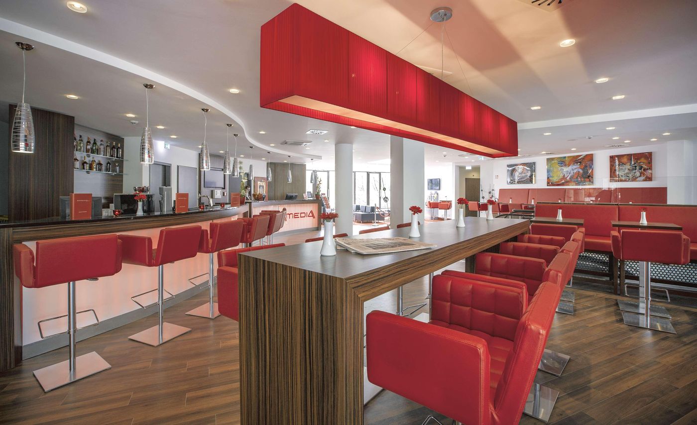 Best Western Plus Plaza Berlin Kurfuerstendamm - Germany - Berlin - Restaurant - 4