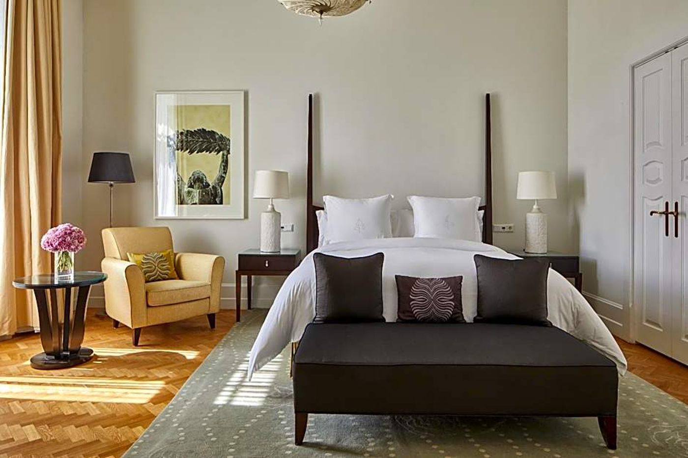 Four-Seasons-Hotel-Budapest-Room-22