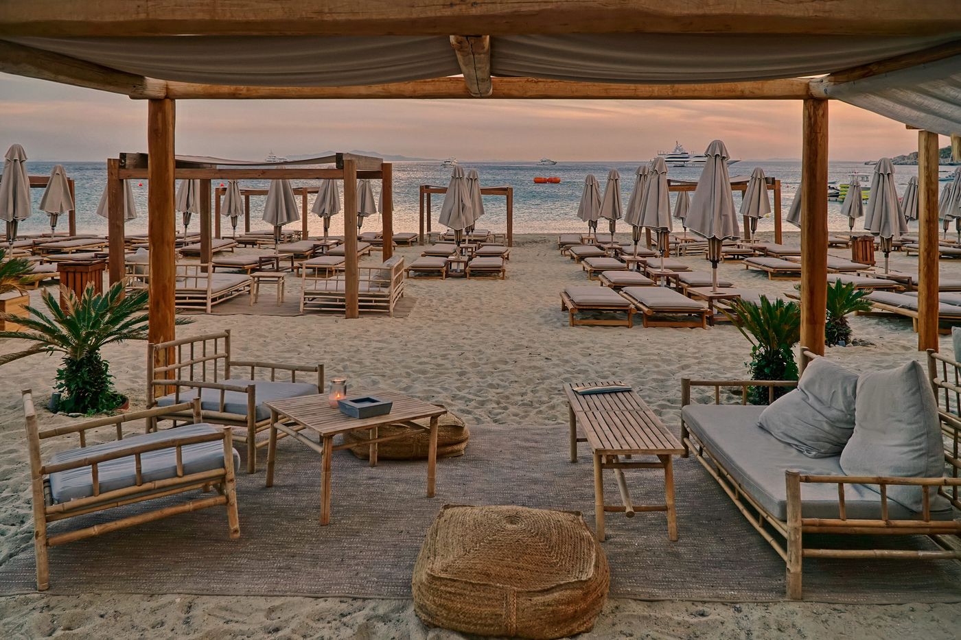 Branco-Mykonos-Beach-62