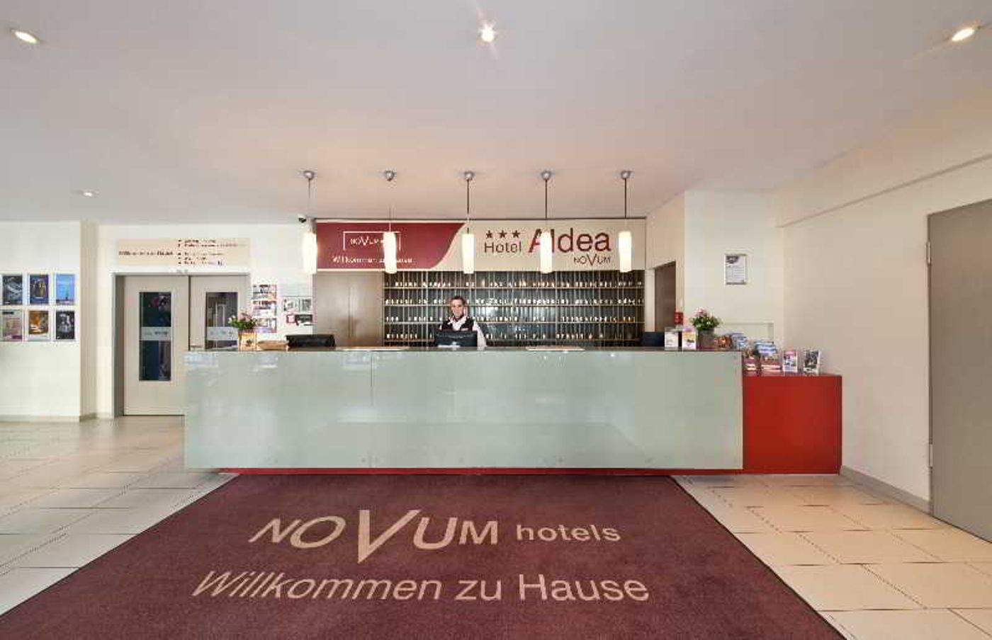 Hotel-Aldea-Berlin-Centrum-Lobby-17