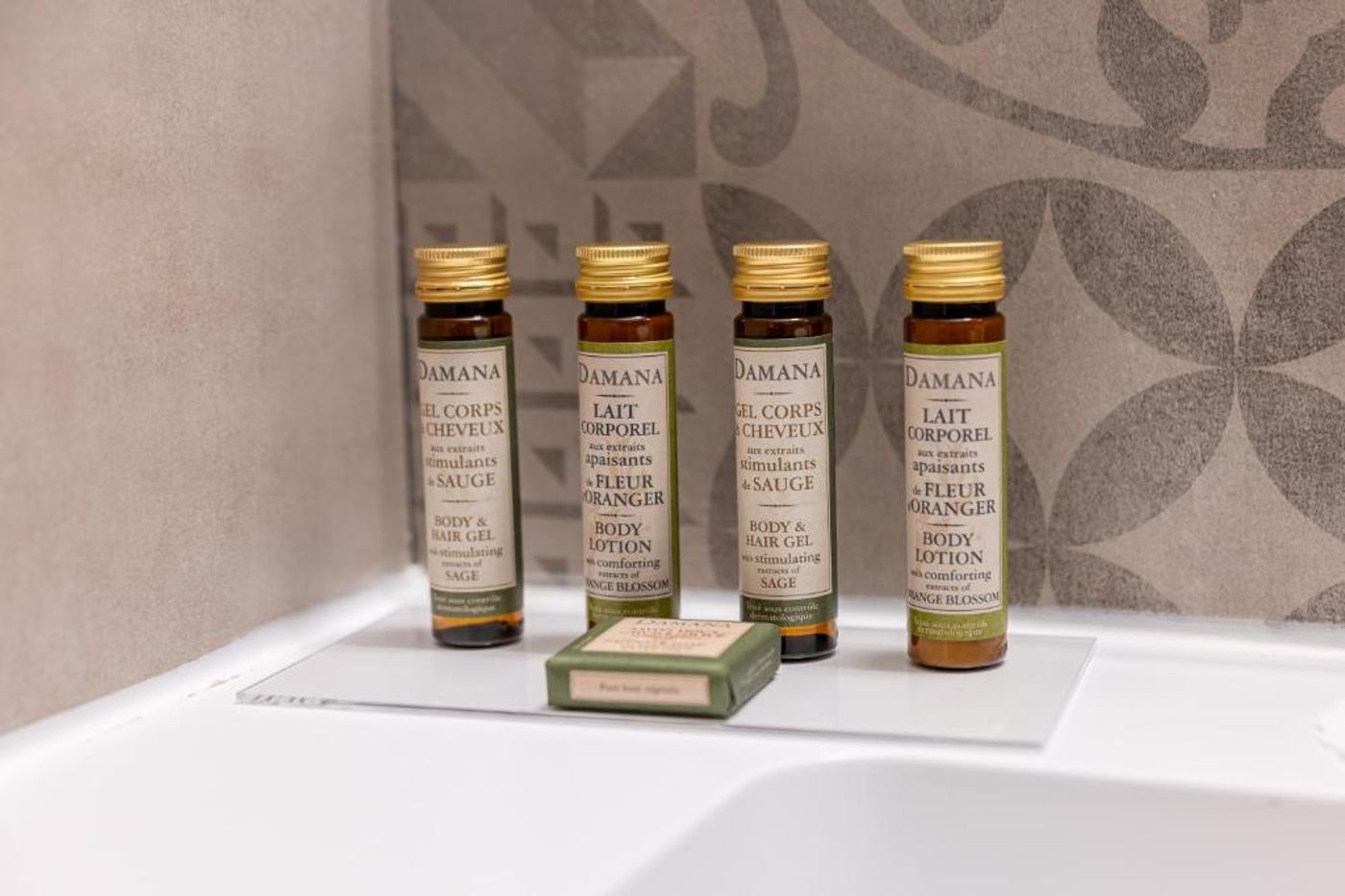 City-Hotel-Ring-Room-25