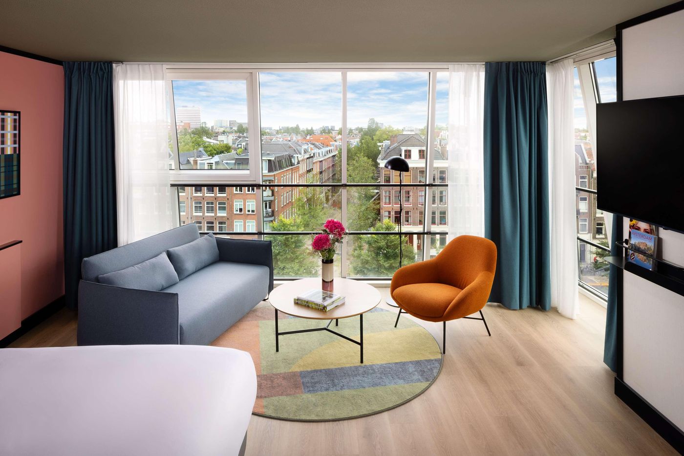 NH-Amsterdam-Museum-Quarter-Room-11