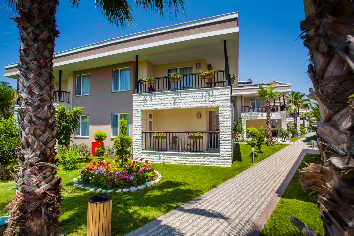 Sentido-Turan-Prince-General-view-16