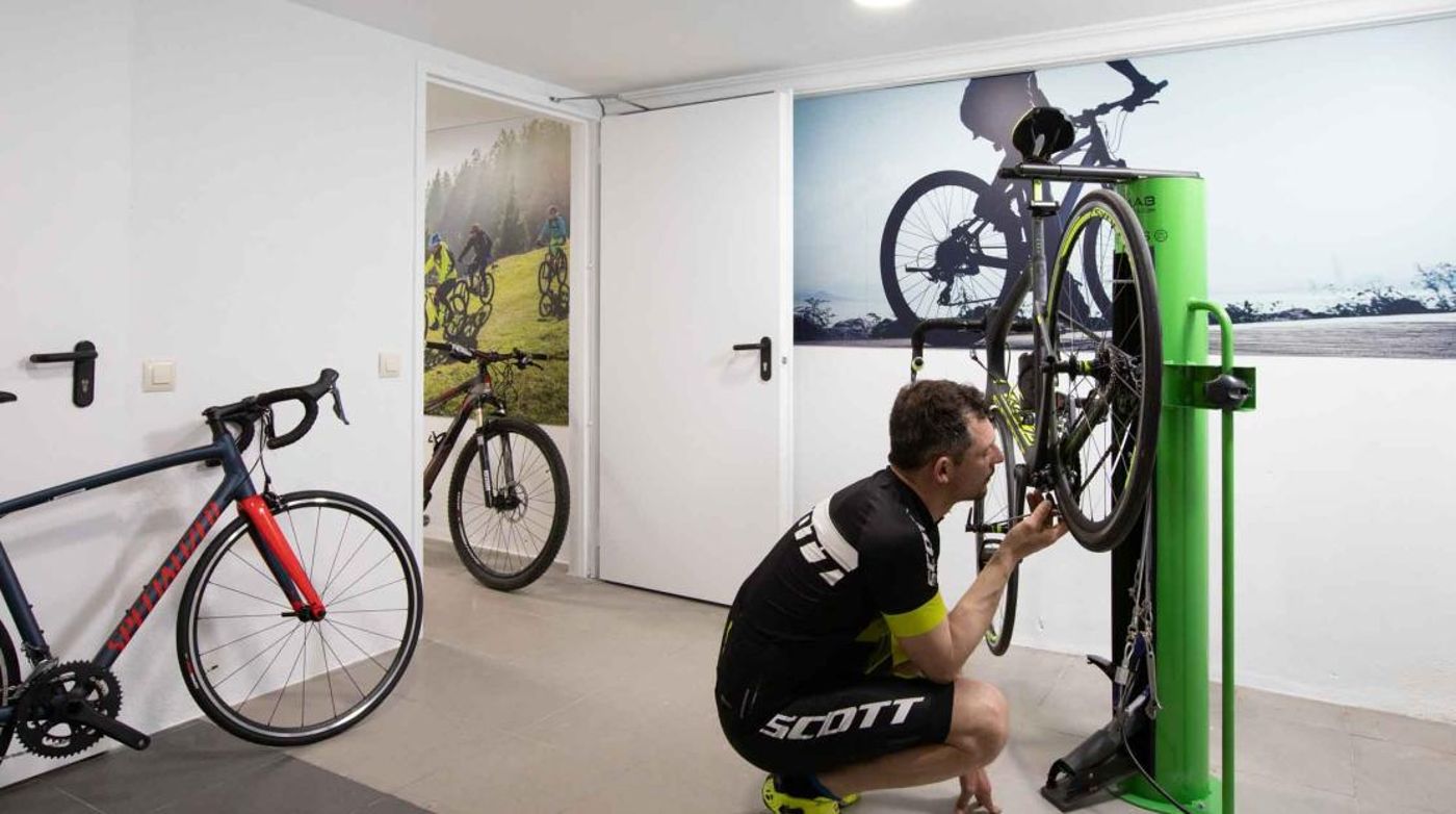 Prestige-Victoria-Sports-and-Entertainment-79